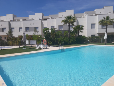 Adosada de 3 dormitorios de Lujo en primera línea de golf